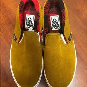 VANS Classic Slip Ons Cozy Hug
